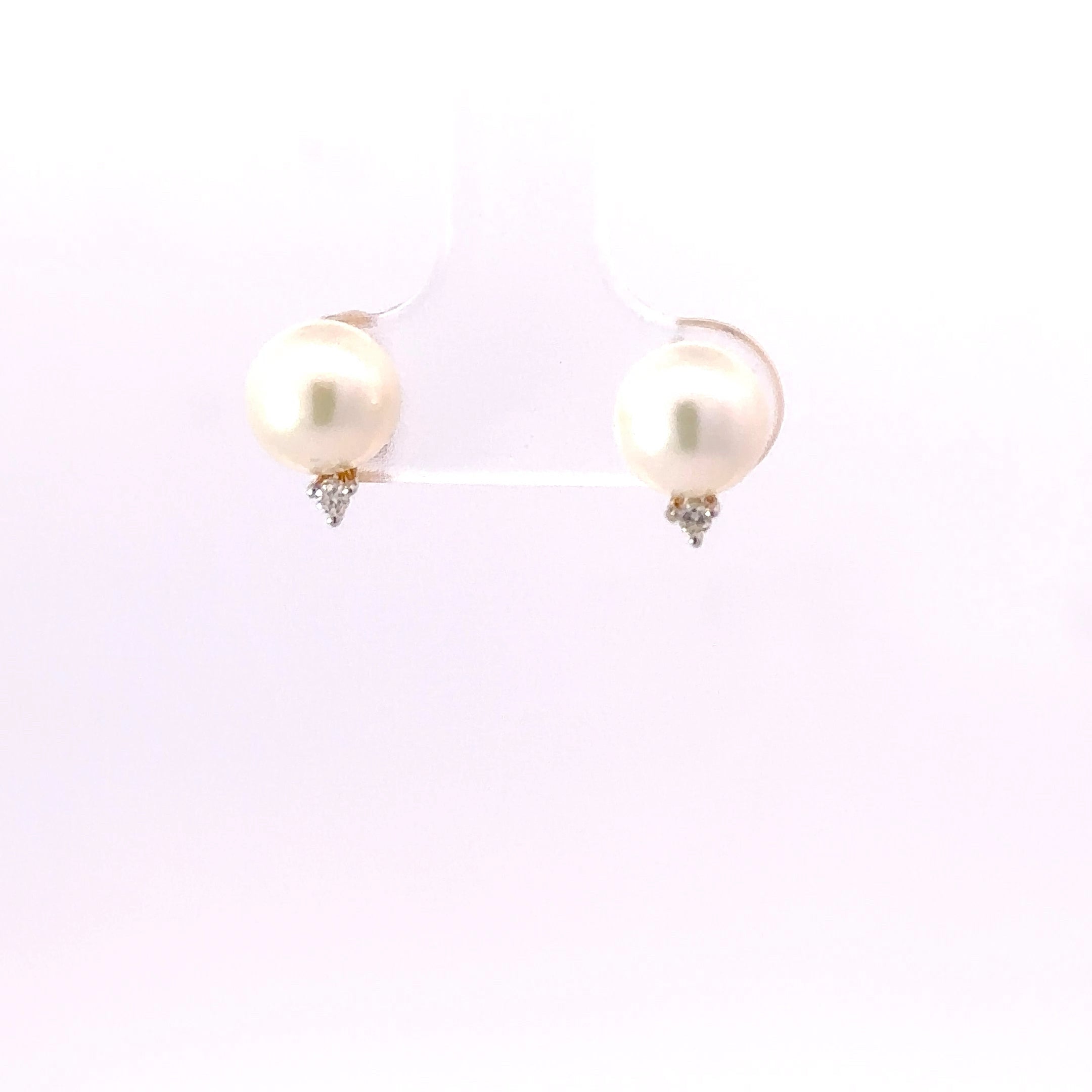 Pearl & diamond earring