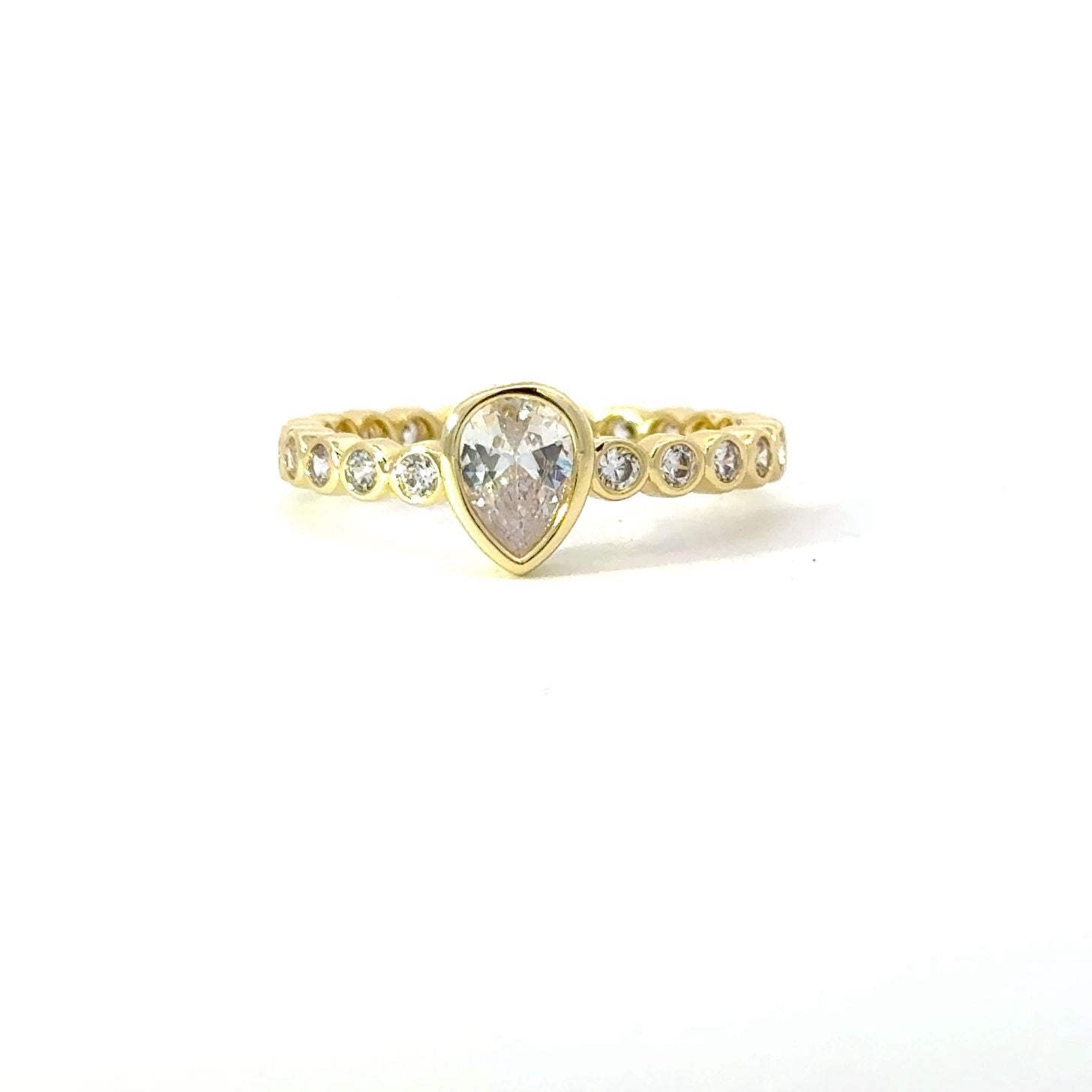 White topaz crystals ring