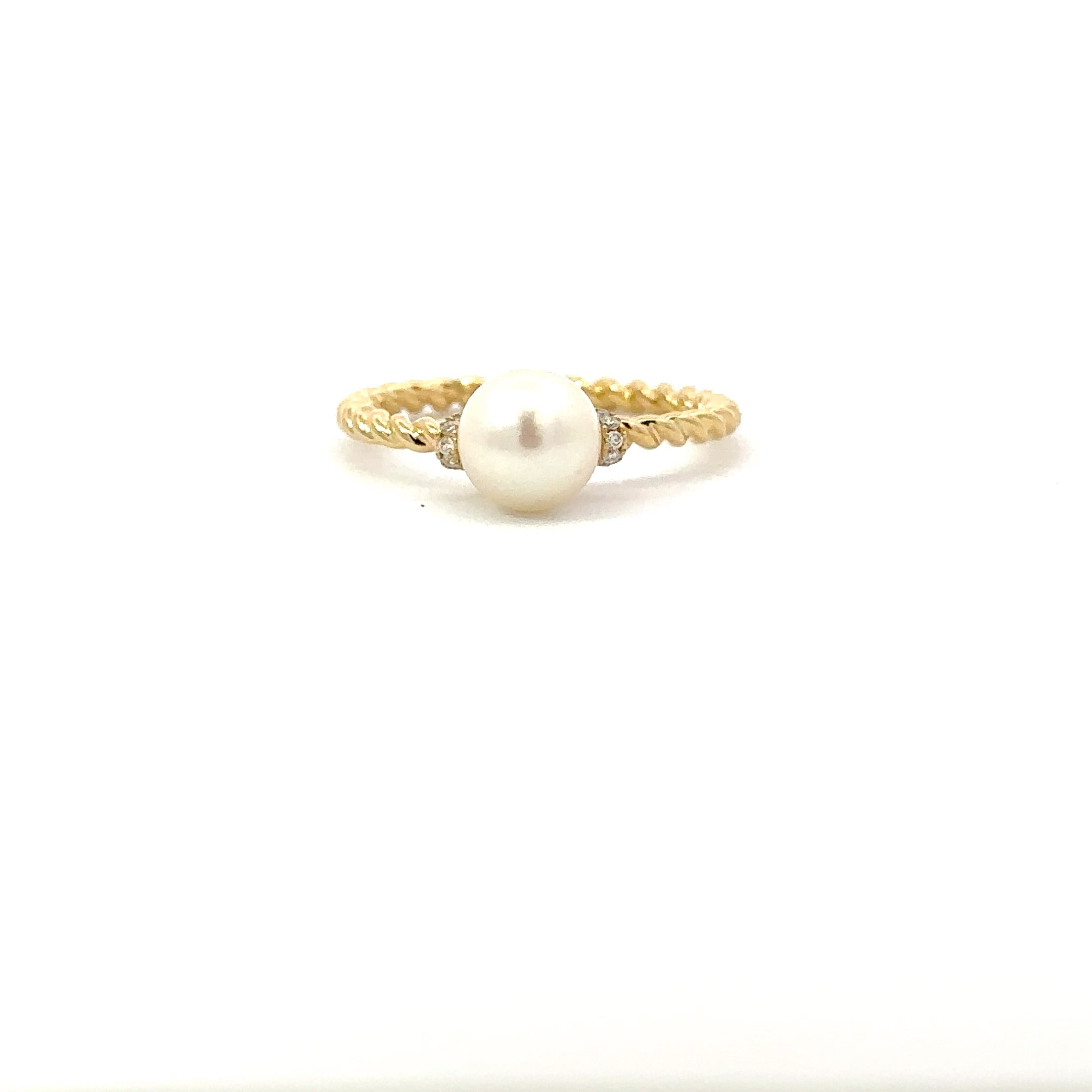 Yellow gold diamond pearl ring