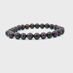 Natural Garnet beads bracelet__2023-10-10-14-23-24.mp4